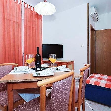 Apartments Lucija Sukosan Luaran gambar